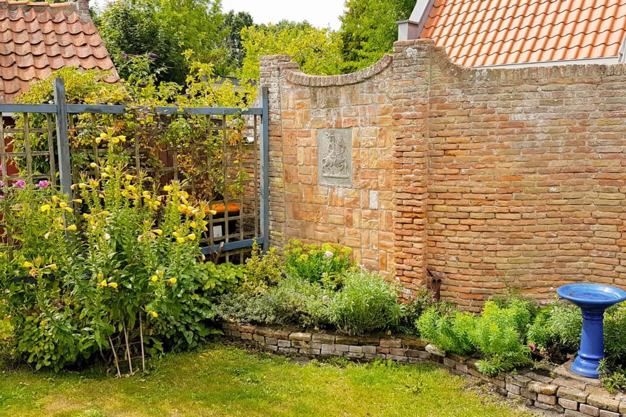Countryside Bliss: Historic Cottage By The Sea Burgh-Haamstede Buitenkant foto
